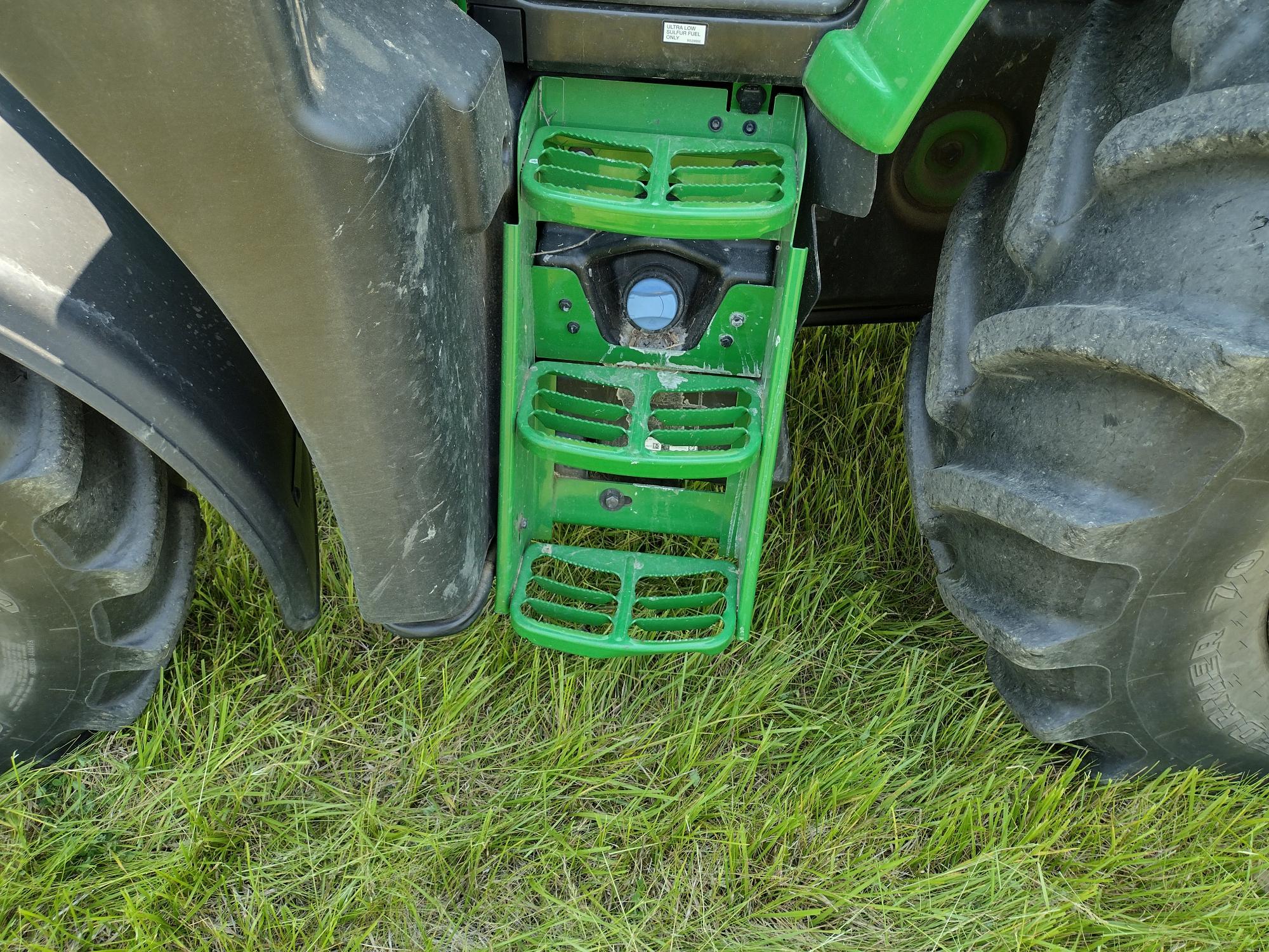 2023 John Deere 6120M Image 7