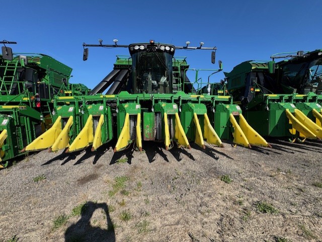 2020 John Deere CP690 Image 3