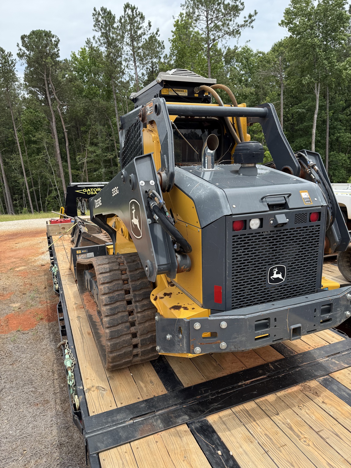 2023 John Deere 333G Image 5