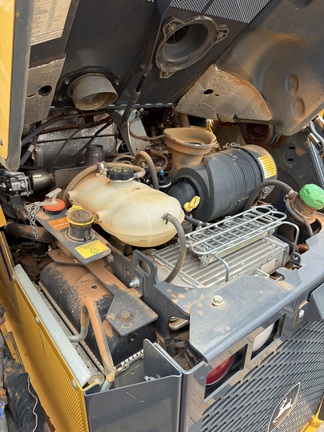 2023 John Deere 333G