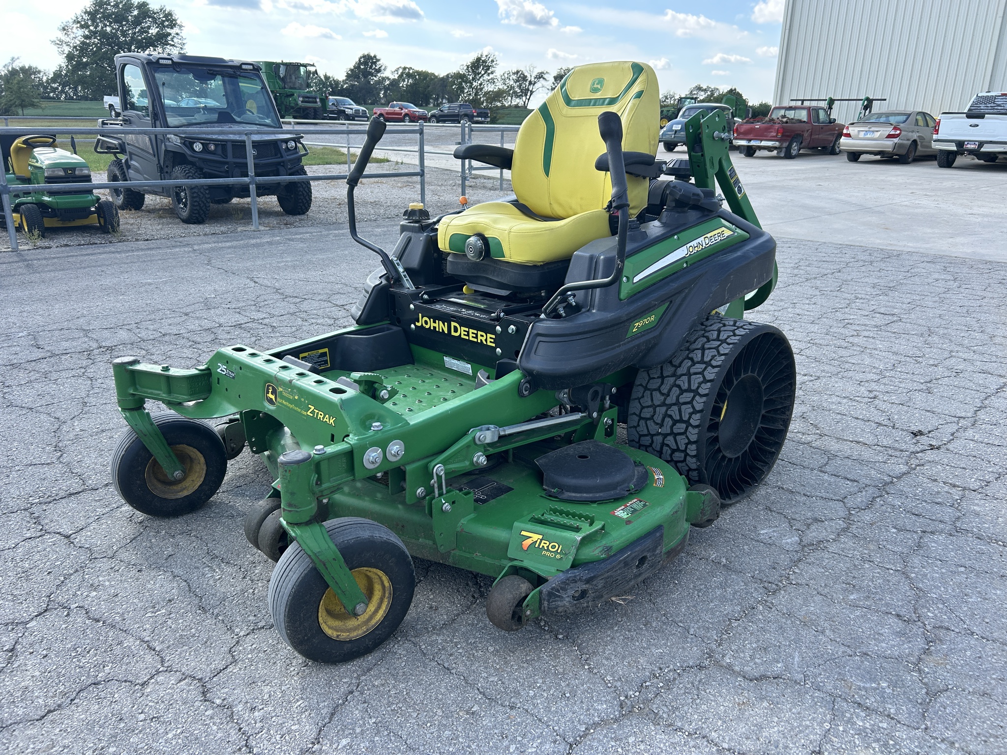 2022 John Deere Z970R at Heritage Tractor in Baldwin City, KS