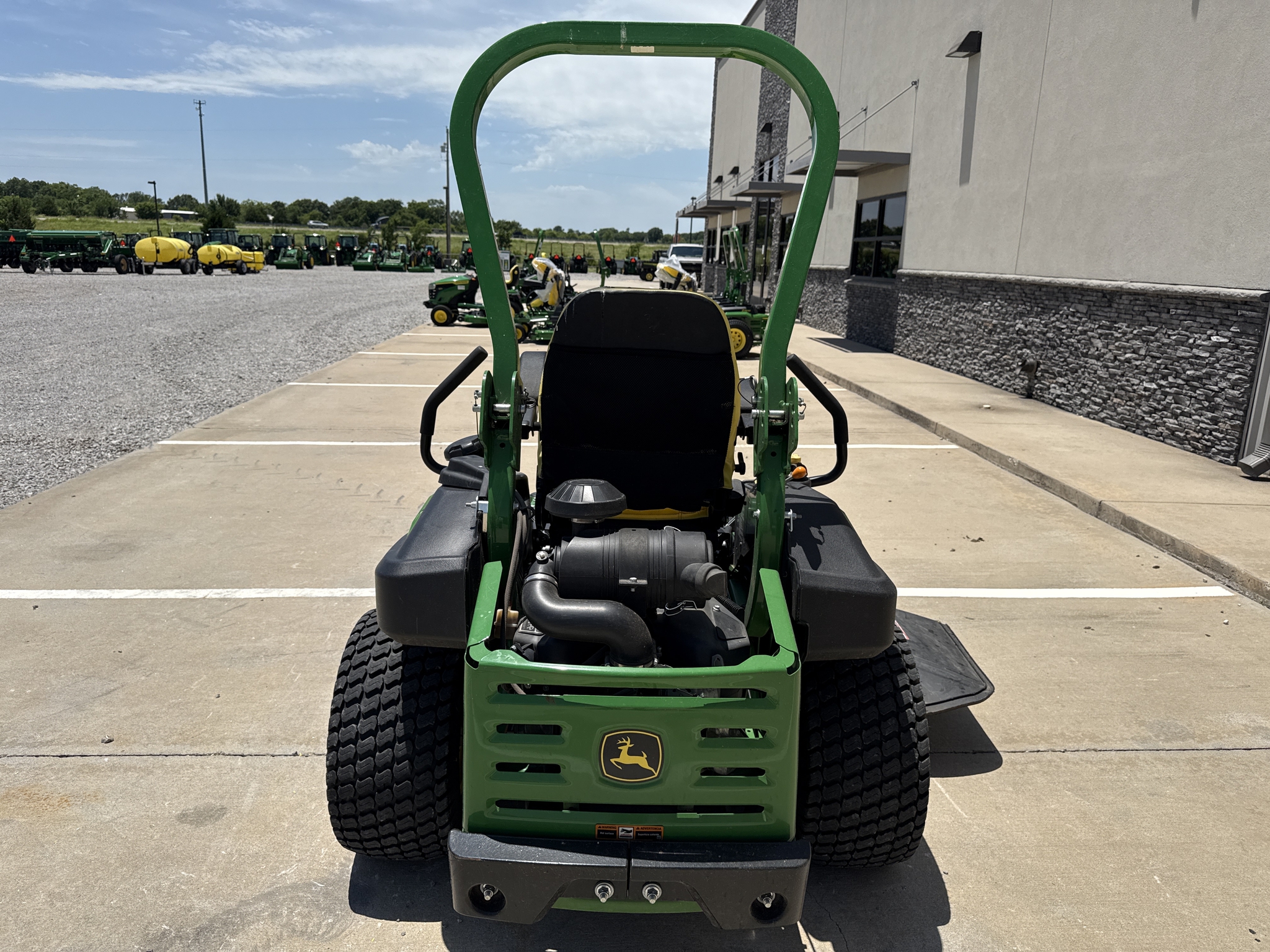2023 John Deere Z930M Image 19