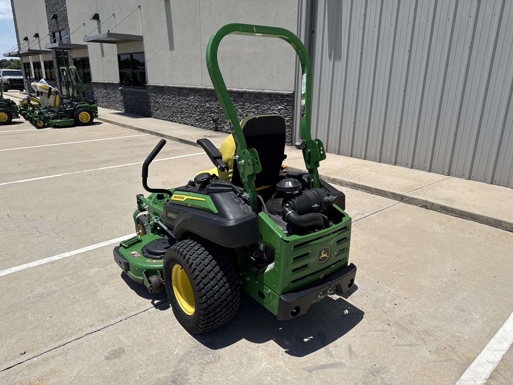 2023 John Deere Z930M Image 21