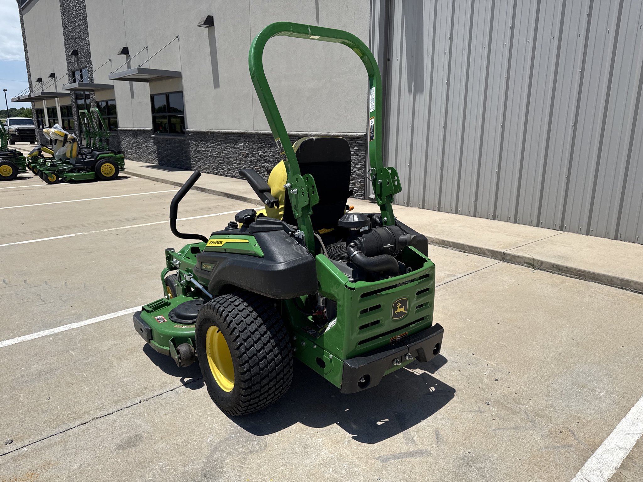 2023 John Deere Z930M Image 22