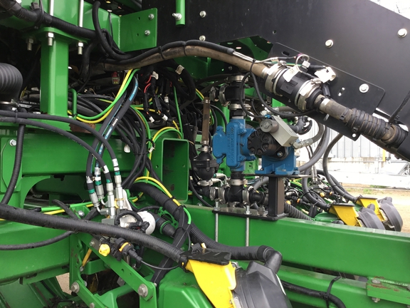 2022 John Deere DB60 - Photo11