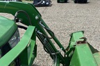2021 John Deere 3035D Image 31