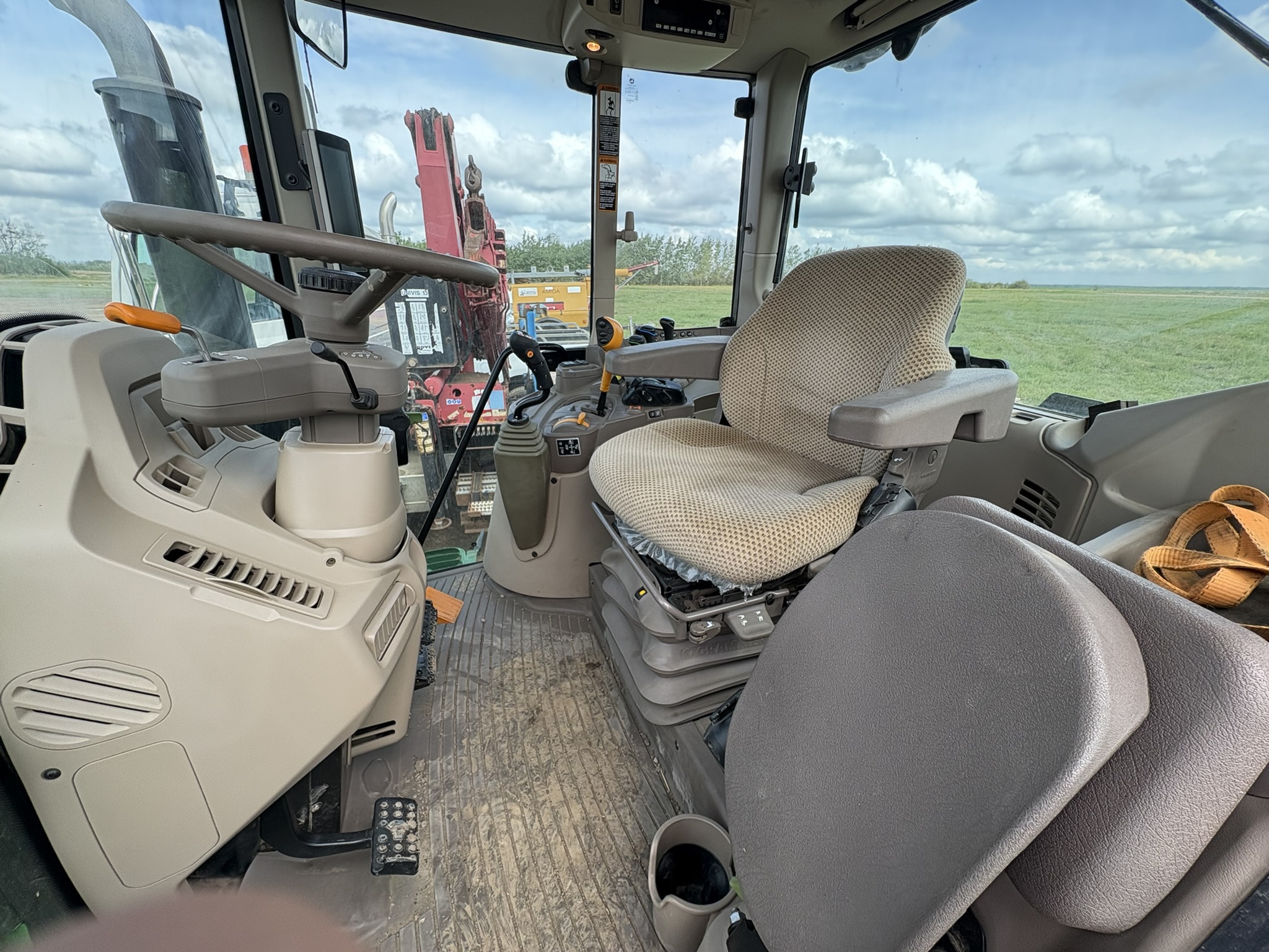 2023 John Deere 6155M Image 10