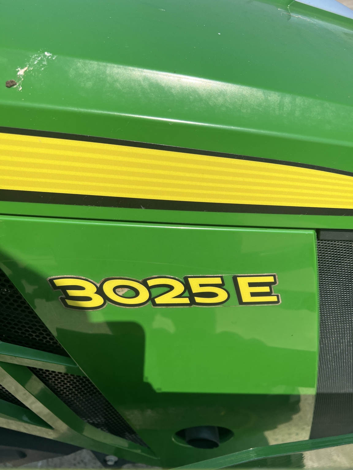 2021 John Deere 3025E Image 6