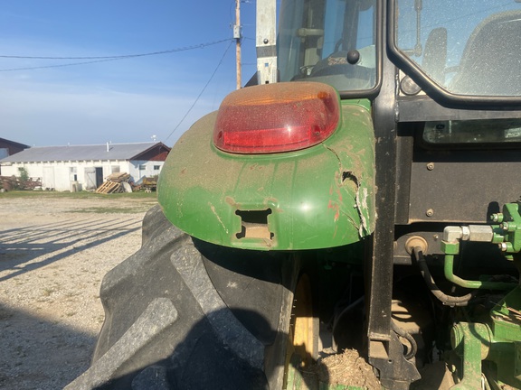 Photo of 2019 John Deere 5100E