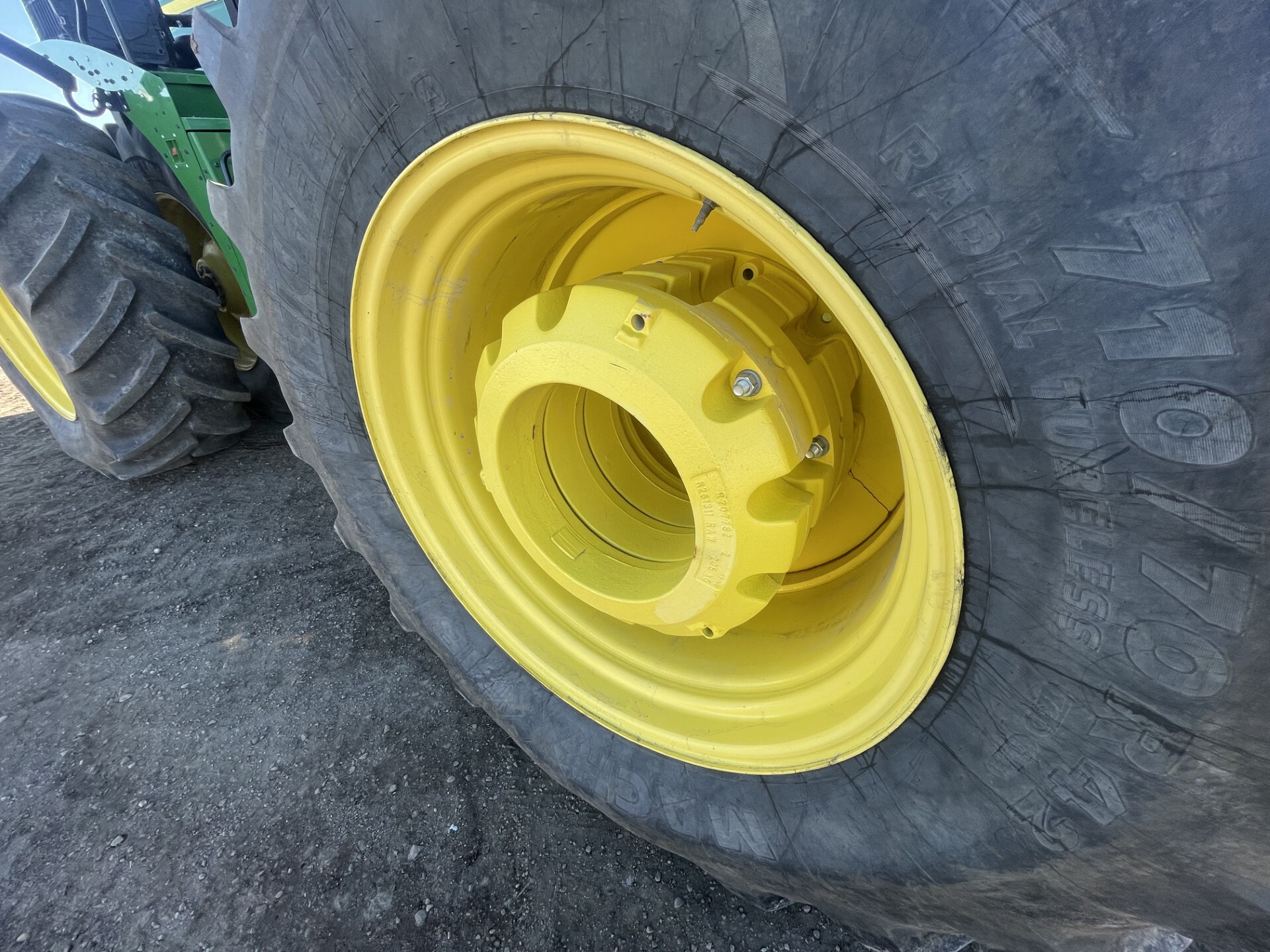 2021 John Deere 9520R Image 12
