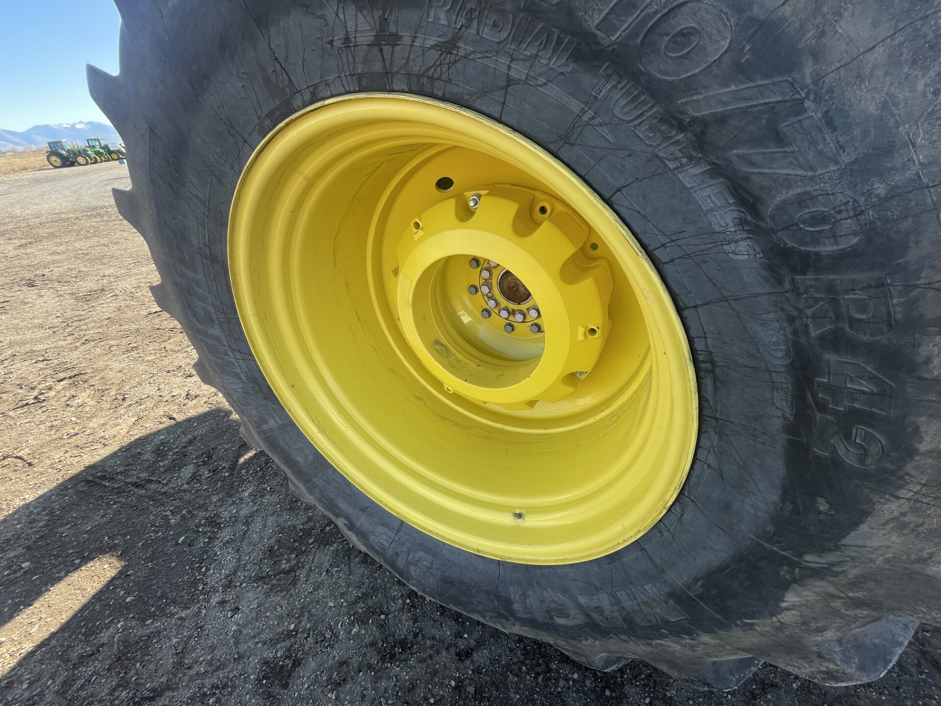 2021 John Deere 9520R Image 11