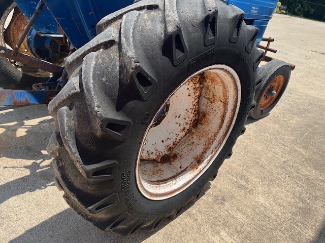  1979 Long 360 at Heritage Tractor in West Plains, MO