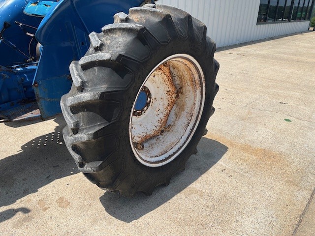  1979 Long 360 at Heritage Tractor in West Plains, MO