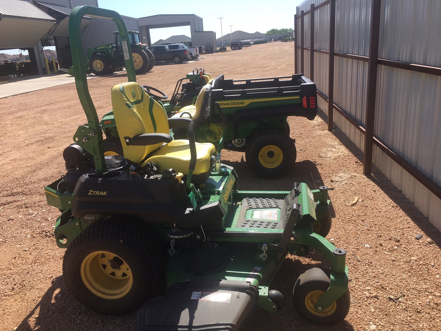 2023 John Deere Z760R Image 6