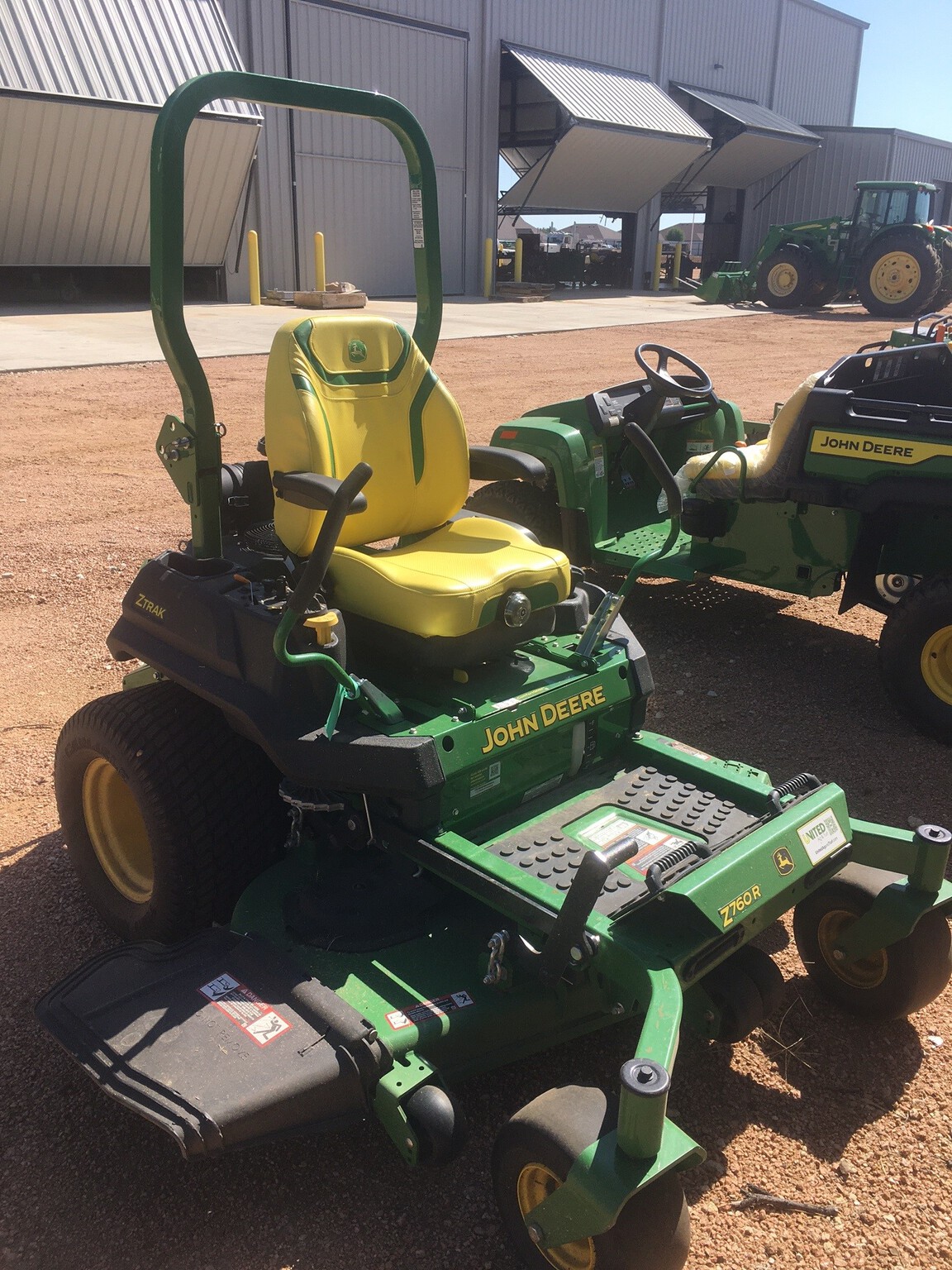 2023 John Deere Z760R Image 5