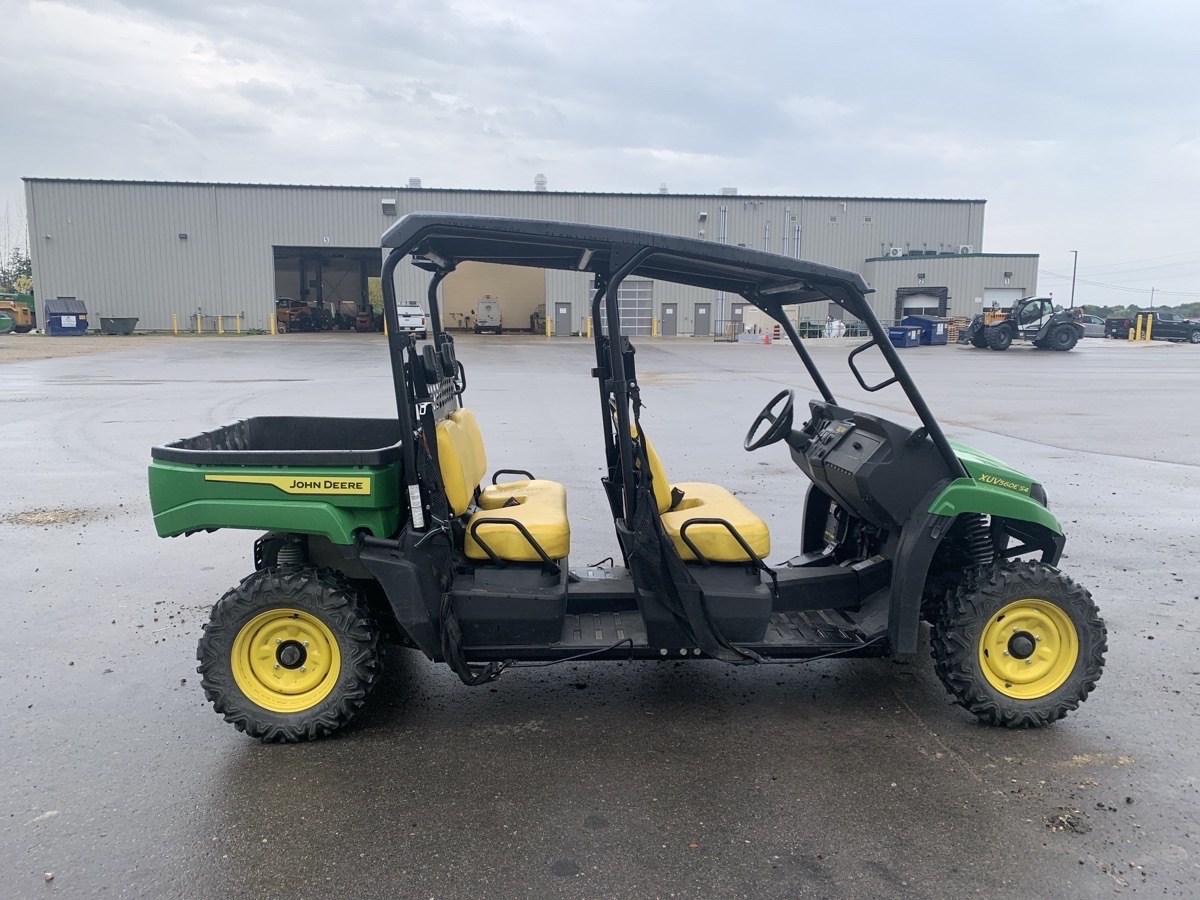 2021 John Deere XUV 560E Image 2