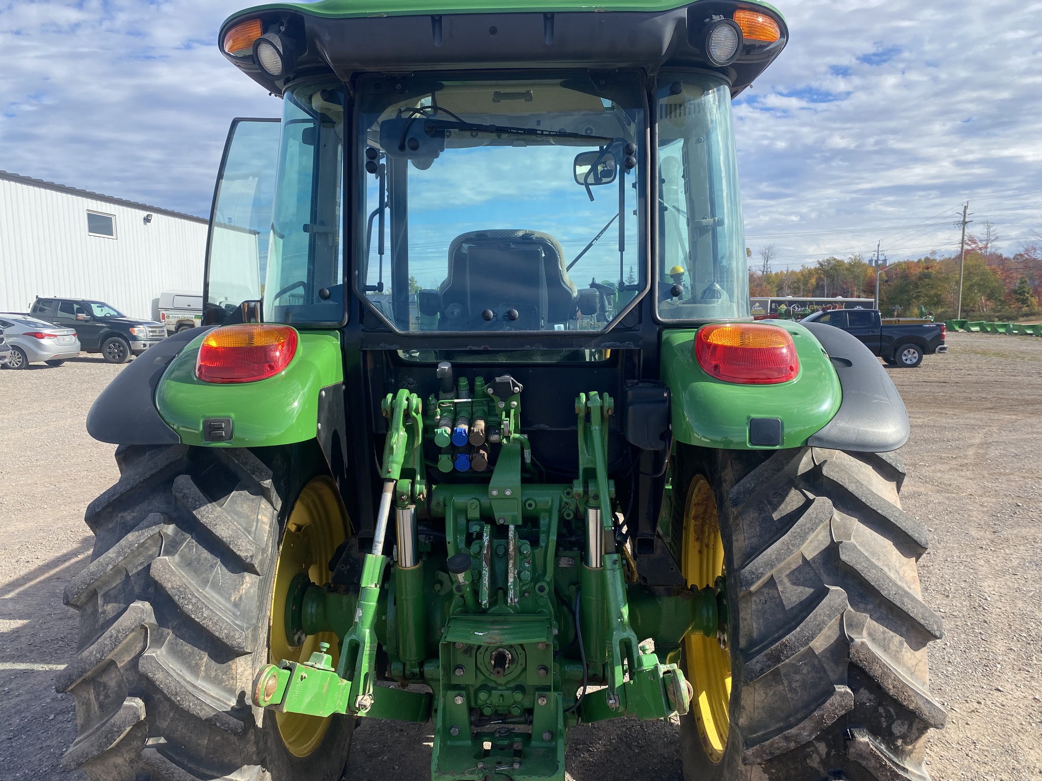2021 John Deere 5115M Image 17