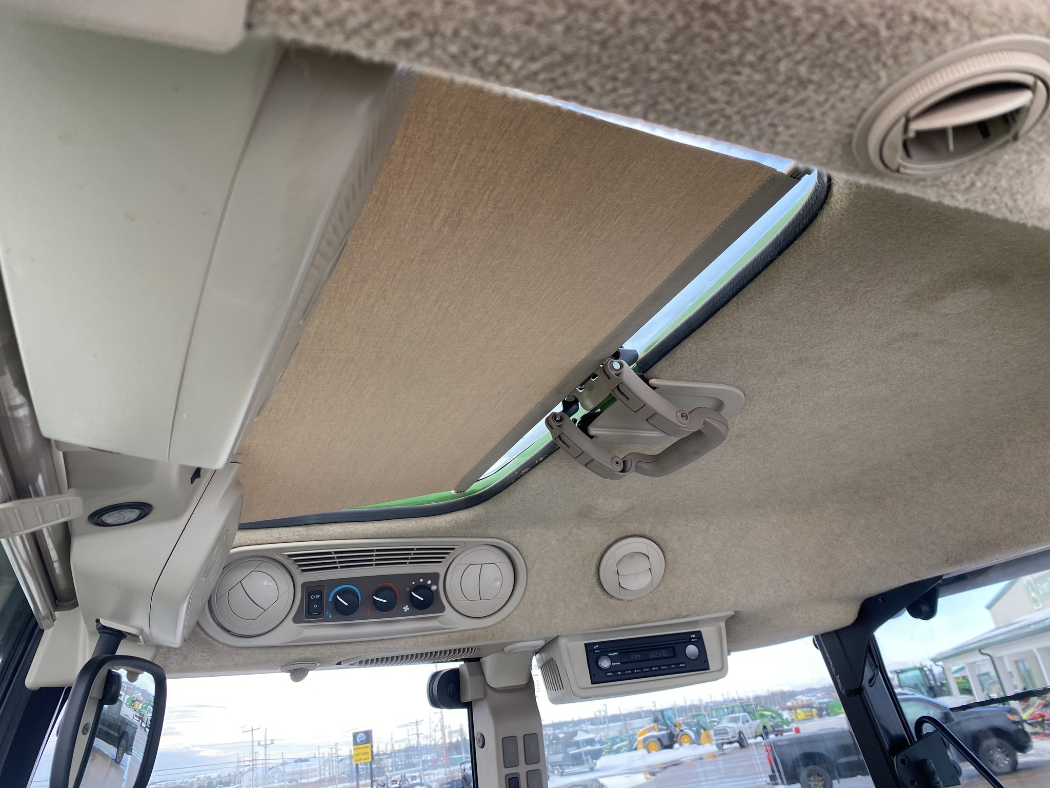 2021 John Deere 5115M Image 8