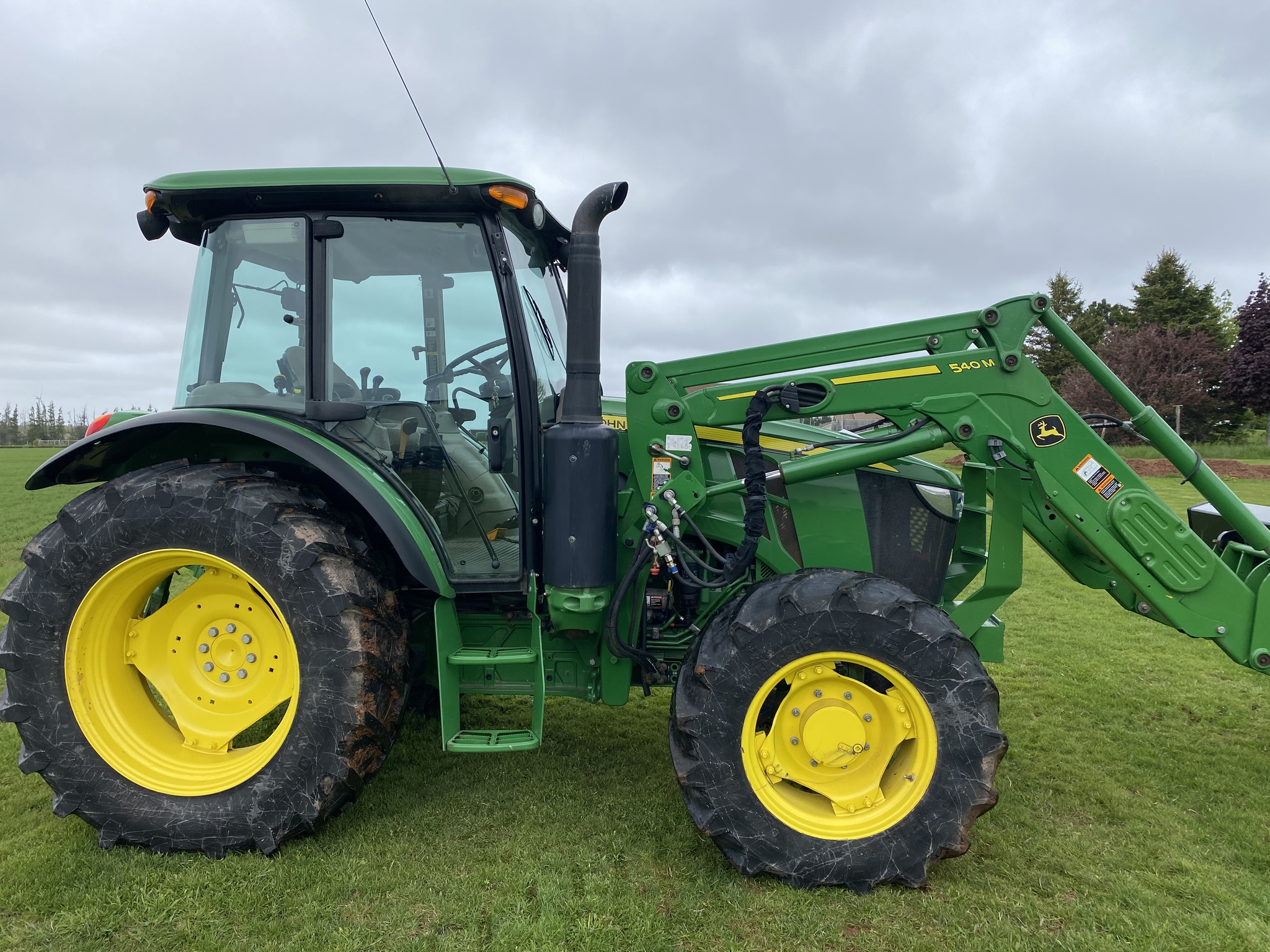 2021 John Deere 5115M Image 16