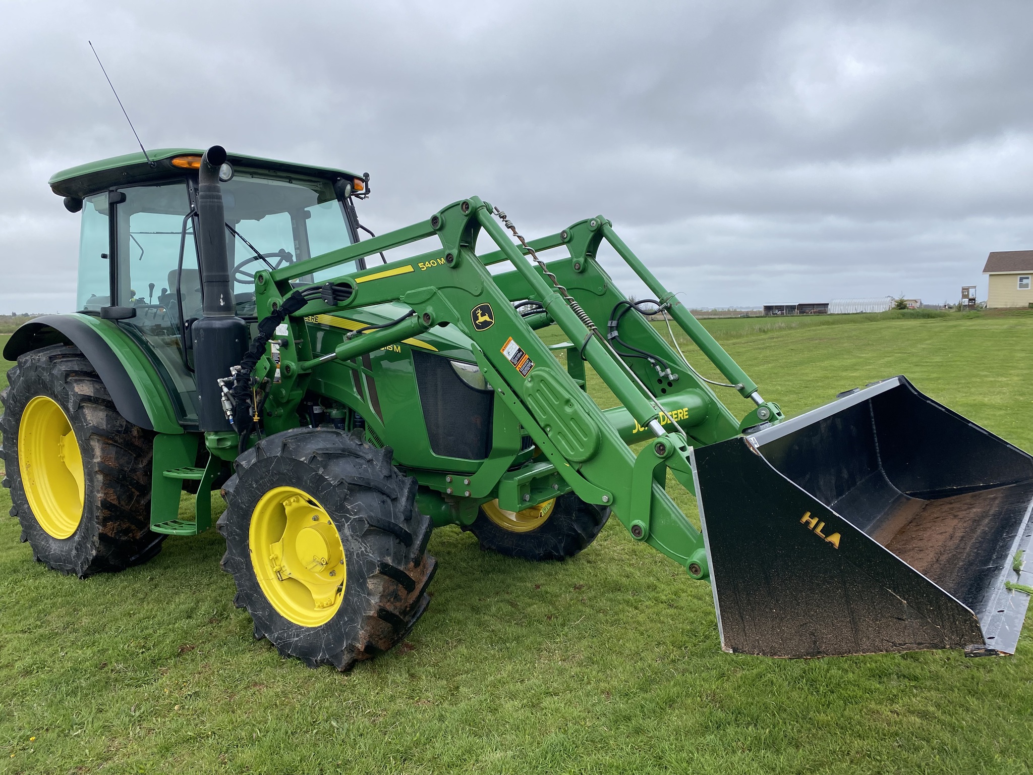 2021 John Deere 5115M Image 3