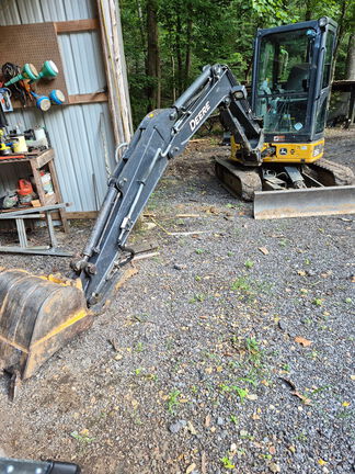 Photo of 2019 John Deere 35G
