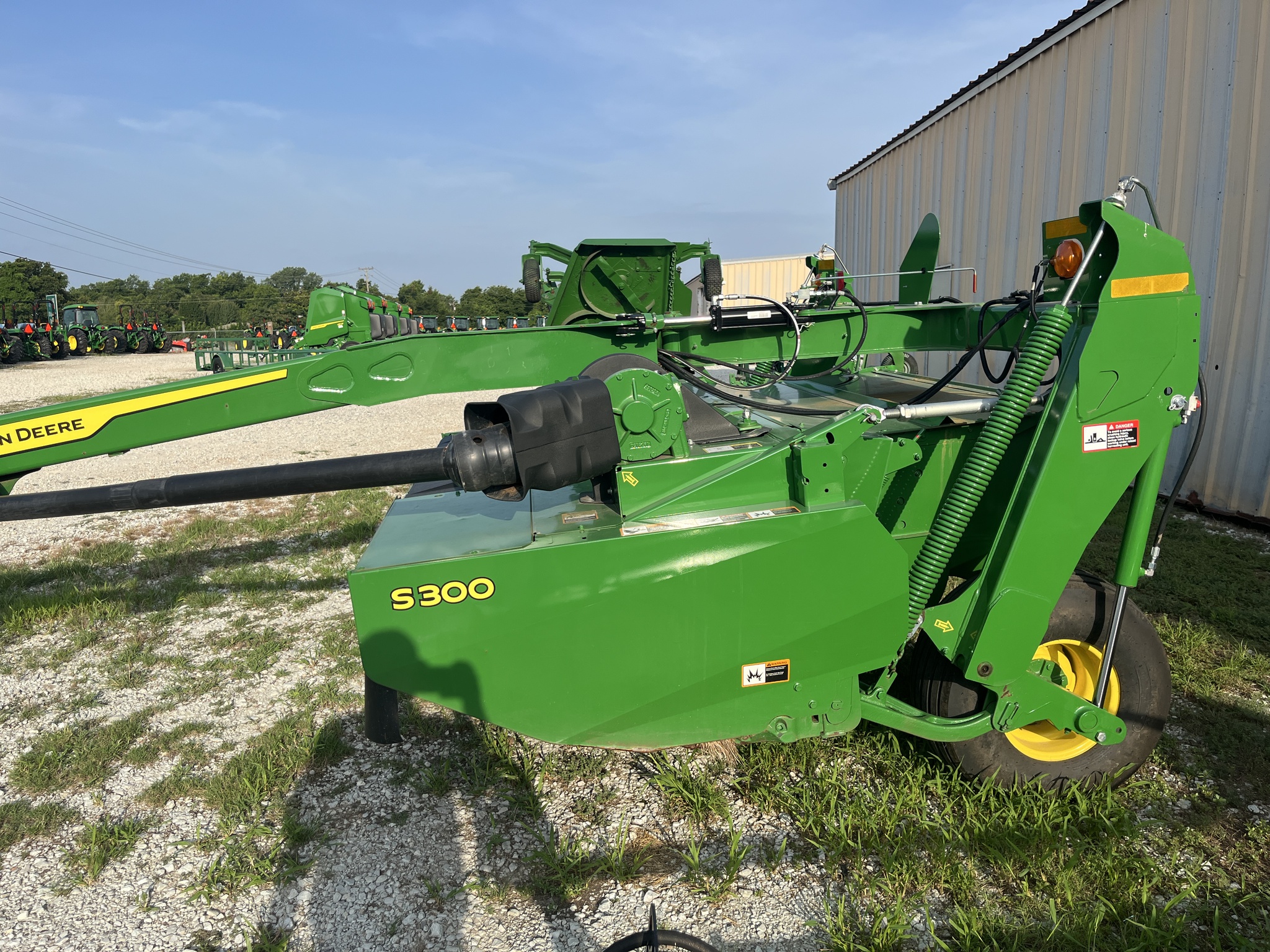 2023 John Deere S300 Image 5