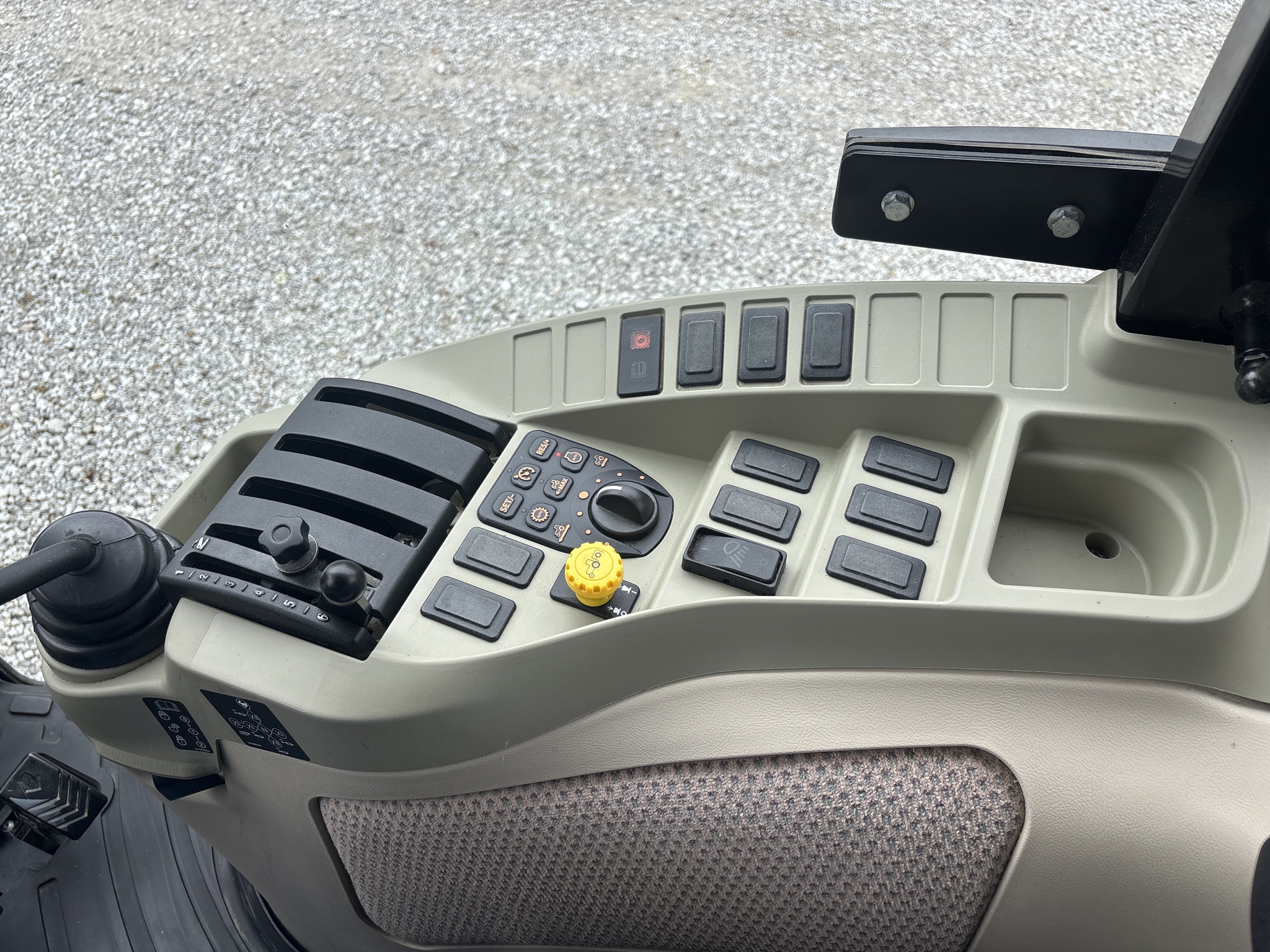 Used 2019 John Deere 4052R Compact Utility Tractors at Koenig Equipment in Franklin, IN - PhotoXL23