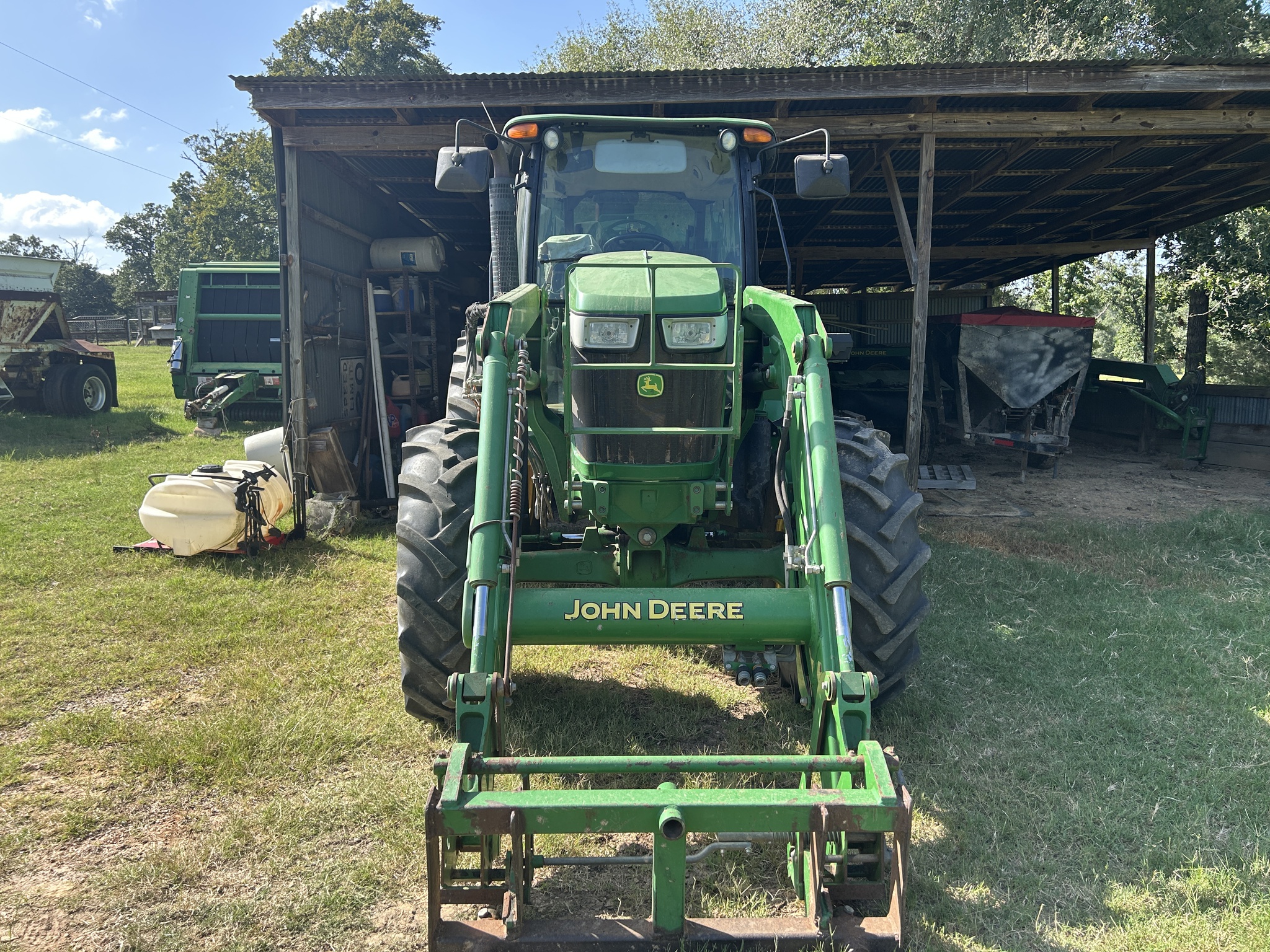 2015 John Deere 6115D Image 3
