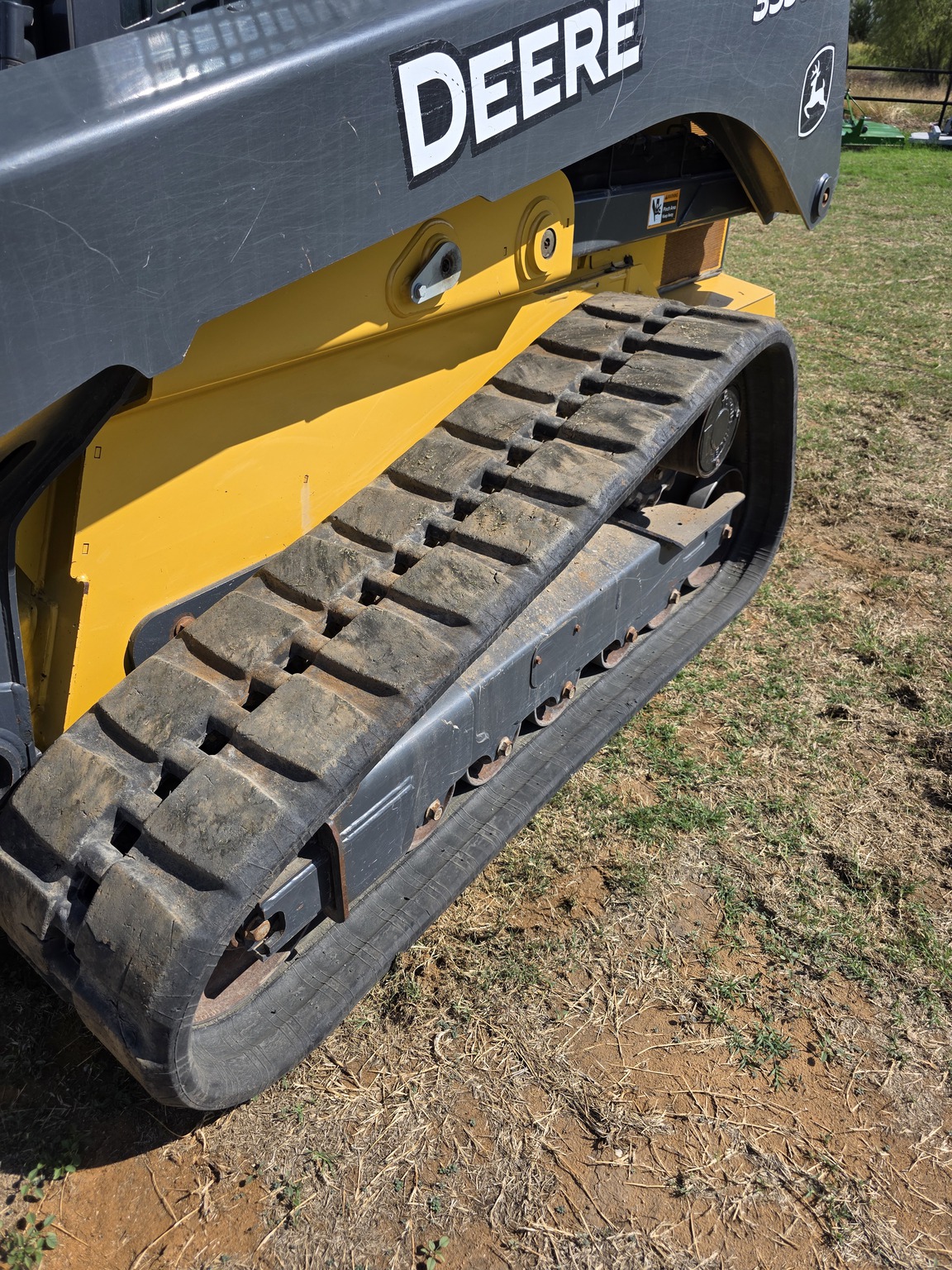 2019 John Deere 333G Image 2