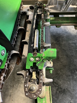 Photo of 2014 John Deere 606C