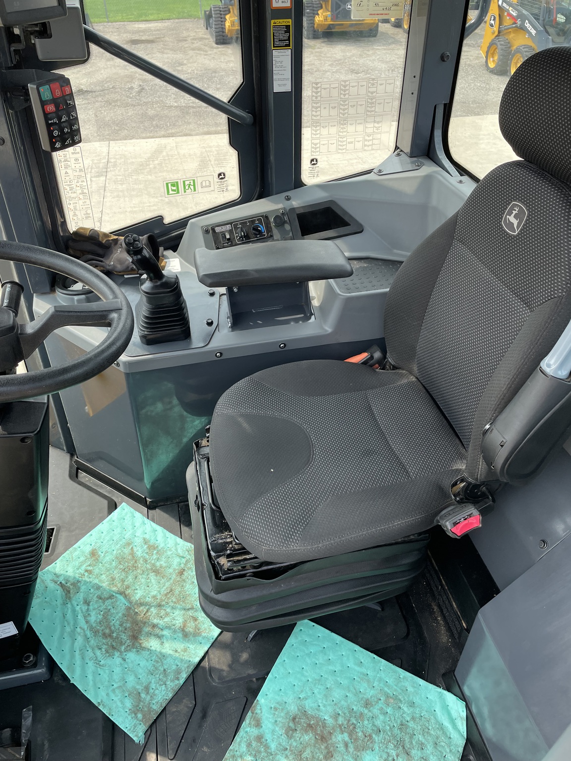 2024 John Deere 544 G Image 8