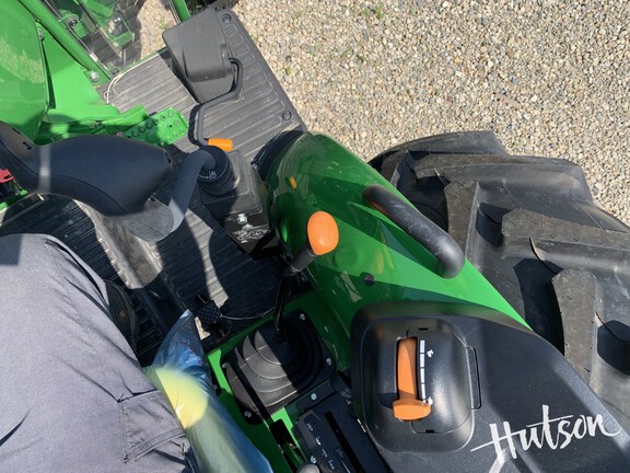 Photo of 2024 John Deere 5075E