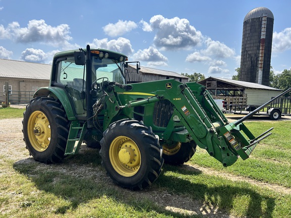 Photo of 2011 John Deere 7230 Premium