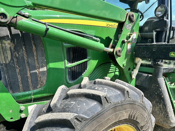 Photo of 2011 John Deere 7230 Premium