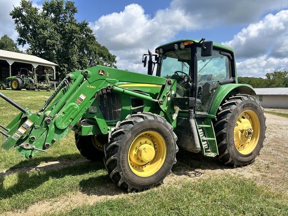 Photo of 2011 John Deere 7230 Premium
