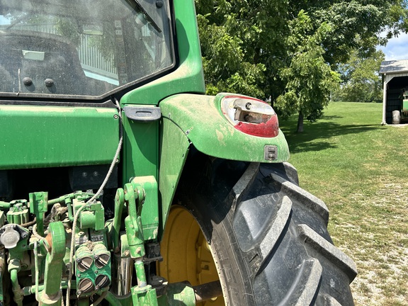Photo of 2011 John Deere 7230 Premium