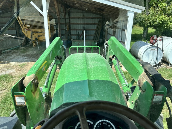 Photo of 2011 John Deere 7230 Premium