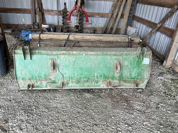 Photo of 2011 John Deere 7230 Premium