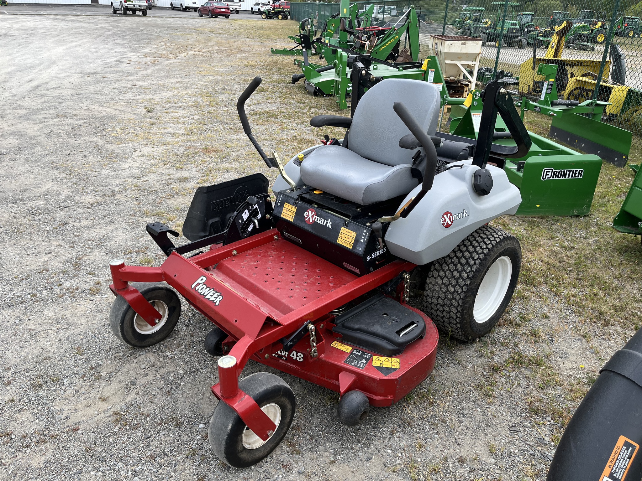 2015 Exmark PNS710GKC48300 Image 1