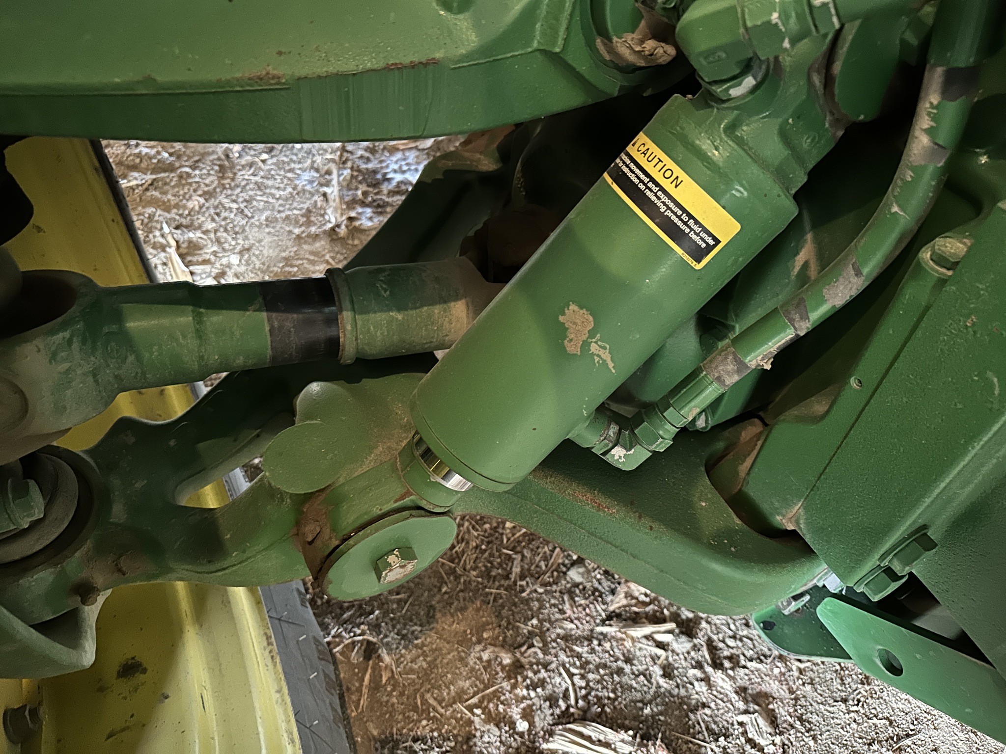 2010 John Deere 8270R Image 3