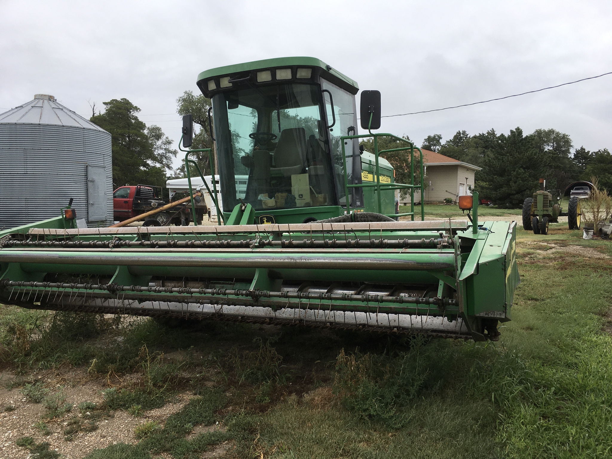 2002 John Deere 4895 Image 3
