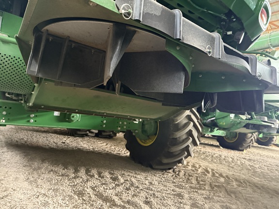 2024 John Deere S780 - Photo18
