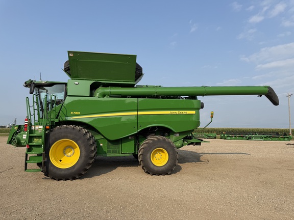 2024 John Deere S780 - Photo6