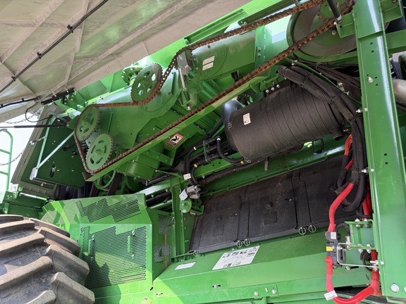 2024 John Deere S780 - Photo15