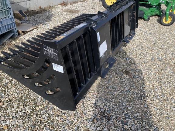 Photo of 2024 John Deere R75