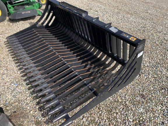 Photo of 2024 John Deere R75