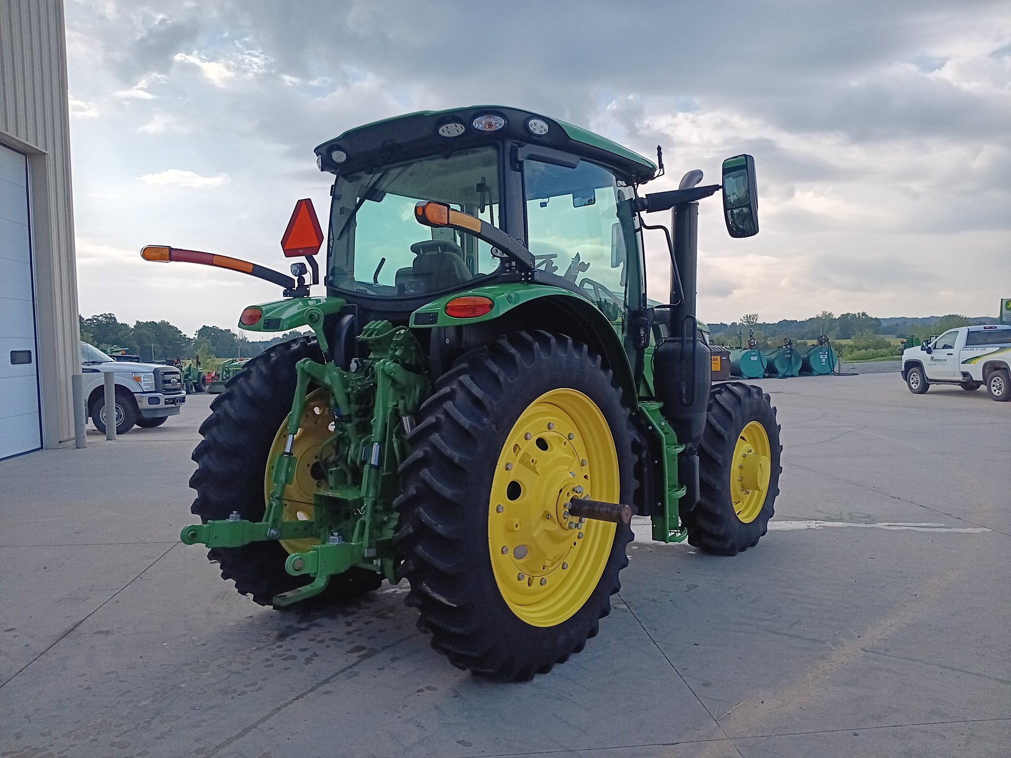 2024 John Deere 6R 155 Image 5
