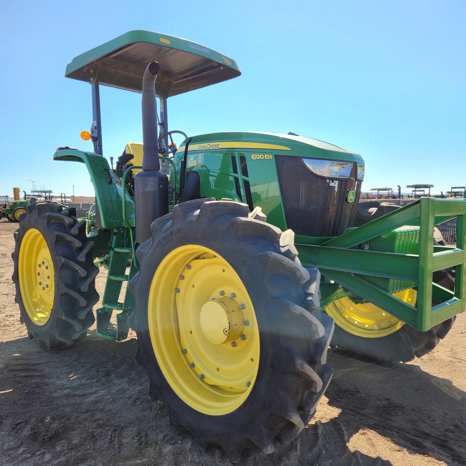 2022 John Deere 6120E Image 7