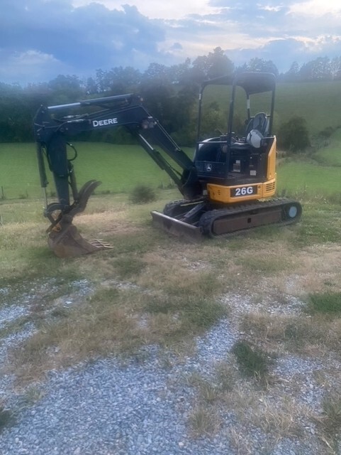 2015 John Deere 26G Image 3