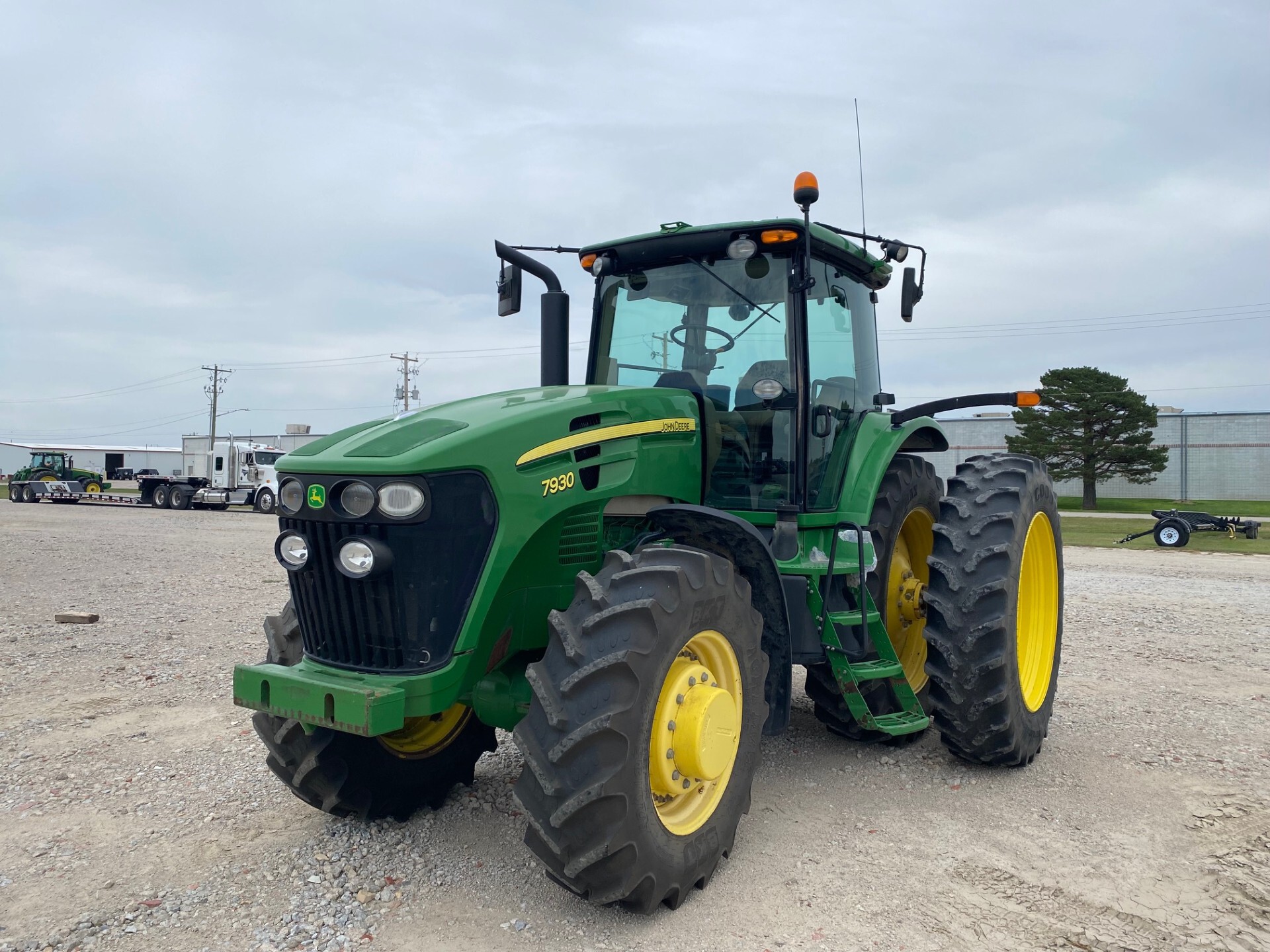 2010 John Deere 7930 Image 3